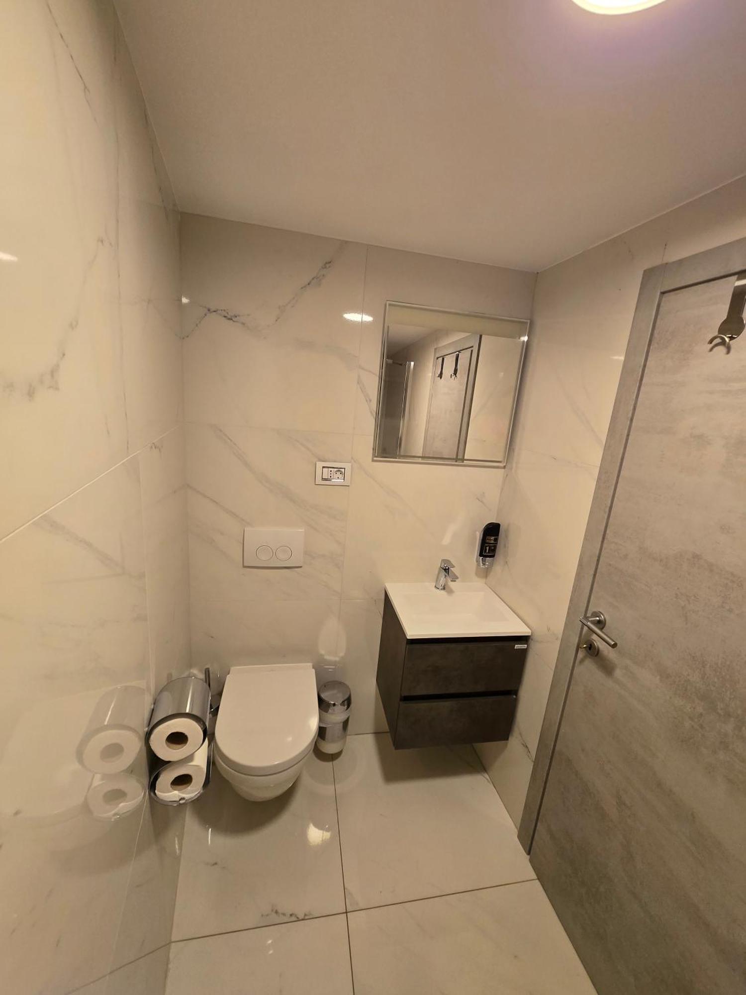 Vis A Vis Apartments باشْكا المظهر الخارجي الصورة